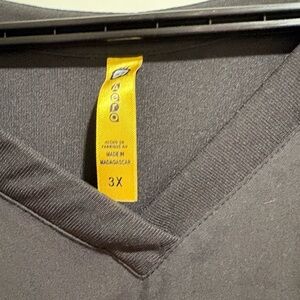 Noro Unisex WonderFlex scrubs shirt 3x and bottoms 2x